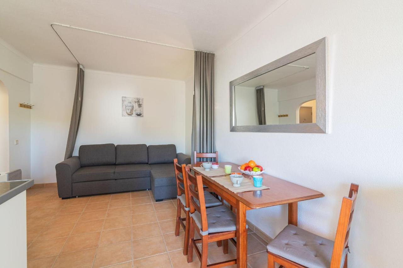 Vilamoura Cosy 2 With Pool By Homing Exterior photo