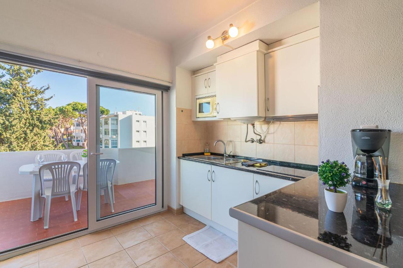 Vilamoura Cosy 2 With Pool By Homing Exterior photo